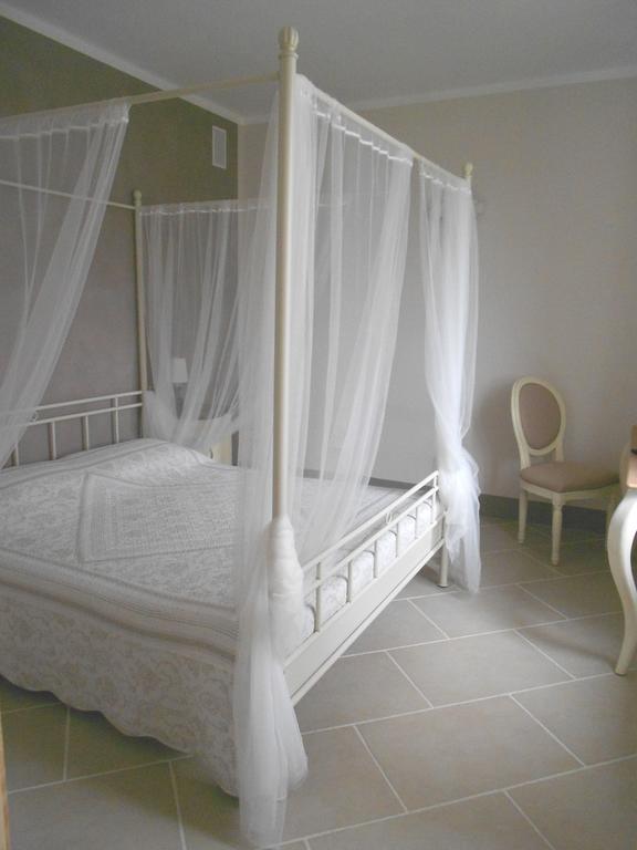 Crealto Villa Alfiano Natta Værelse billede
